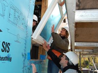 Senator Murkowski at Habitat for Humanity